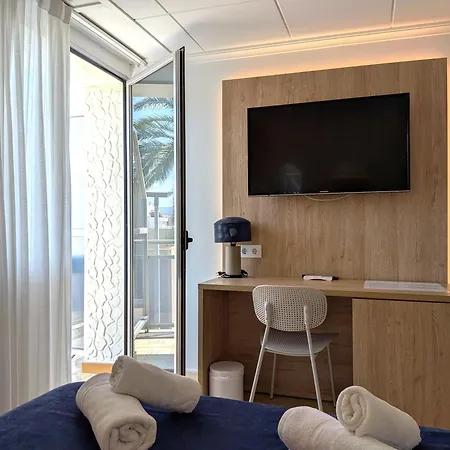 Hotel Marynton Iberflat - Operated By Hostykey Benicarlo